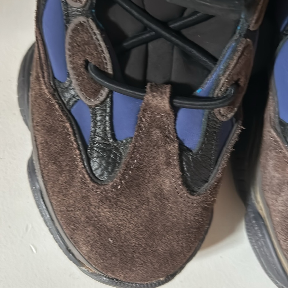 Yeezy Authentic Boots 🥾 - Picture 5 of 5